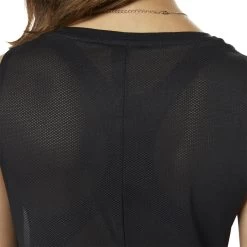 Sweat Femme Reebok BODYCOMBAT 17 Sweat Femme Reebok BODYCOMBAT -Under Armour Boutique ed3678 on model detail 3 2000x2000