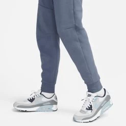 Jogging Nike Tech Fleece -Under Armour Boutique nike cu4495 491 e prem