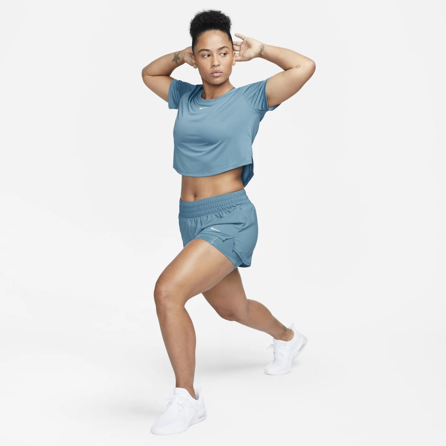 Short 2 En 1 Femme Nike One Dri-Fit MR 3 " 8 Short 2 En 1 Femme Nike One Dri-Fit MR 3 " – Image 6